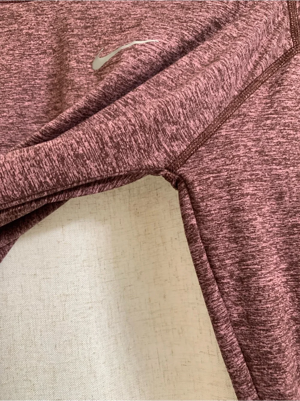 Nike Women’s Running Long-Sleeve Crew Burgundy Maroon Reflective Heather XS